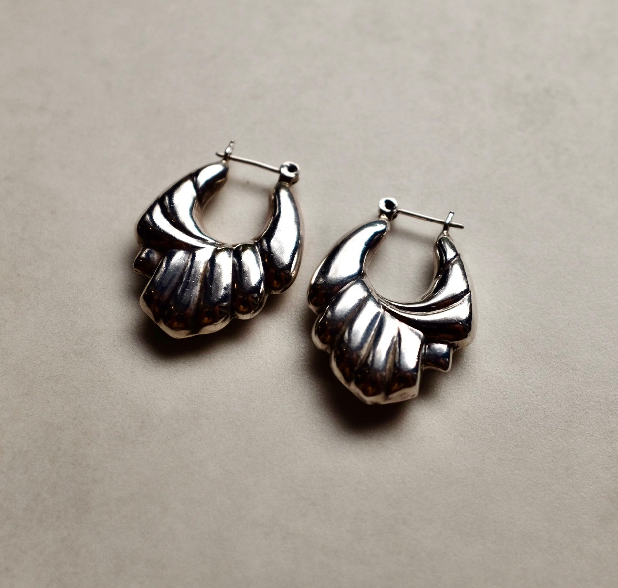 Shell Form Hoops