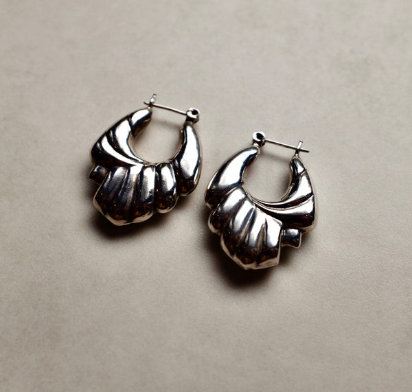 Shell Form Hoops