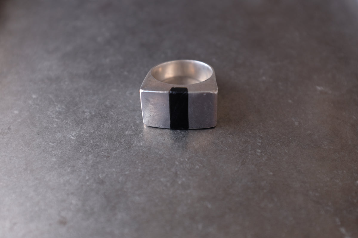 Brick Onyx Ring