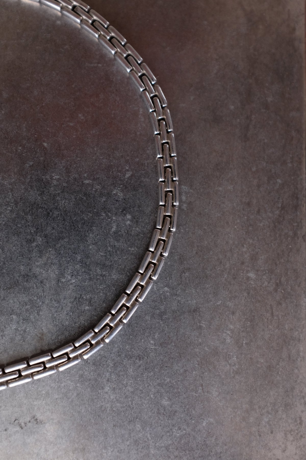 Scandinavian Brick Link Collar