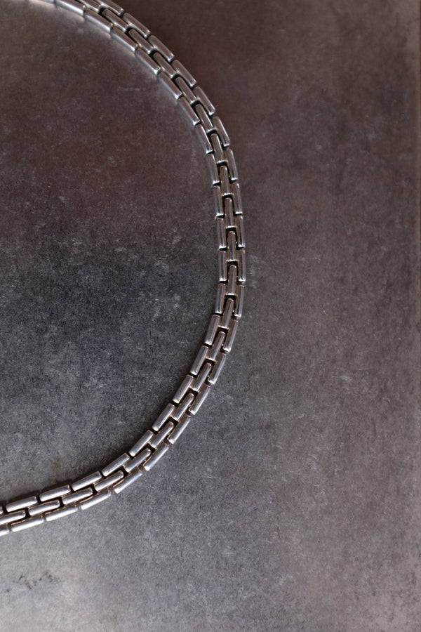 Scandinavian Brick Link Collar