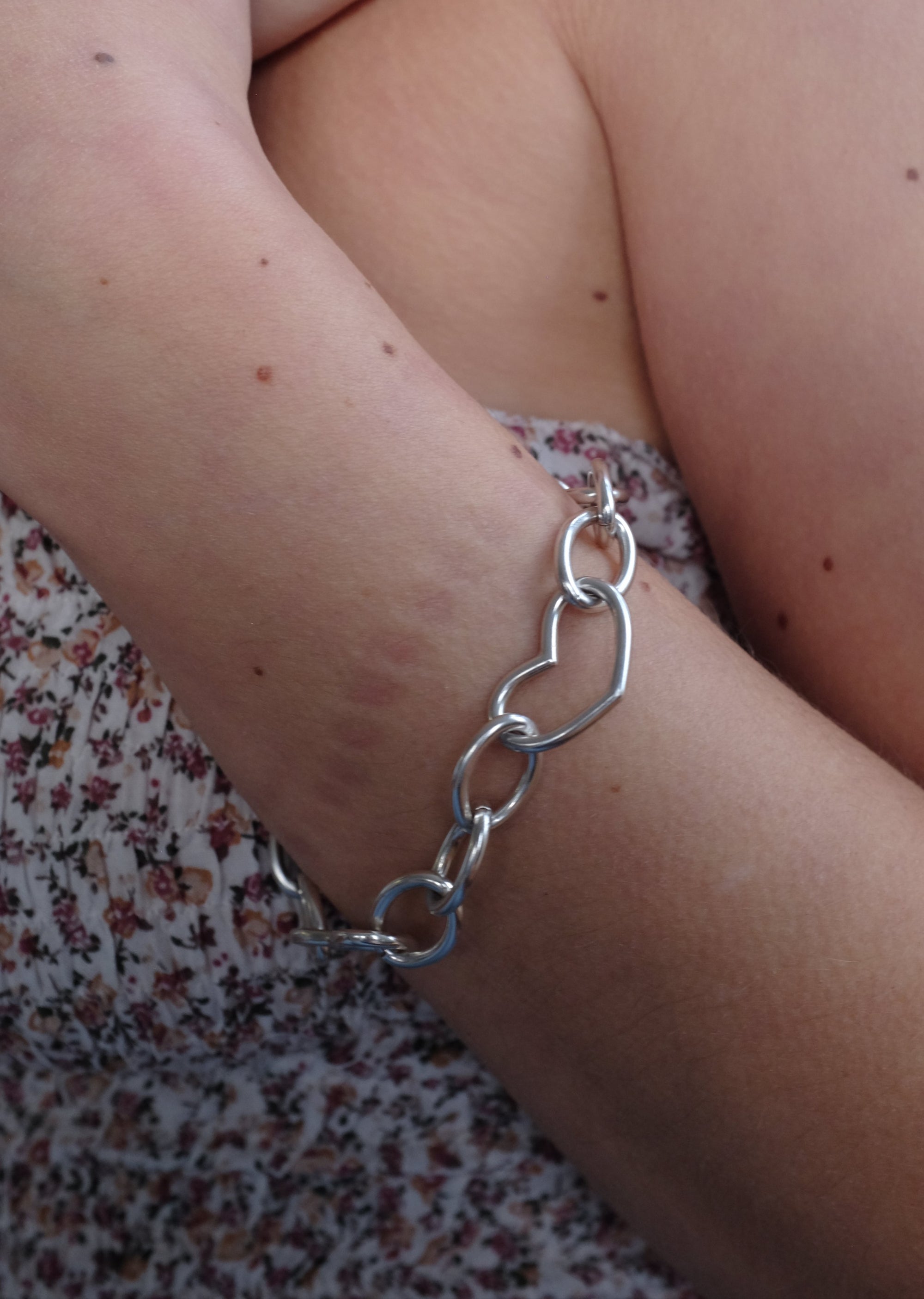 STERLING SILVER HEART LINK BRACELET