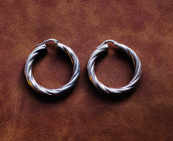 Twisted Chunky Hoops