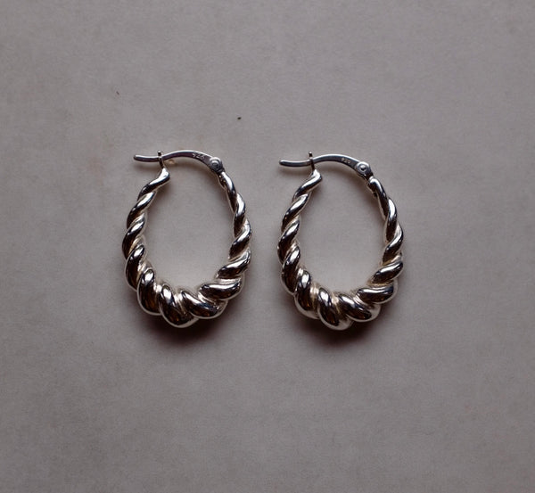 Little Twisted Hoops
