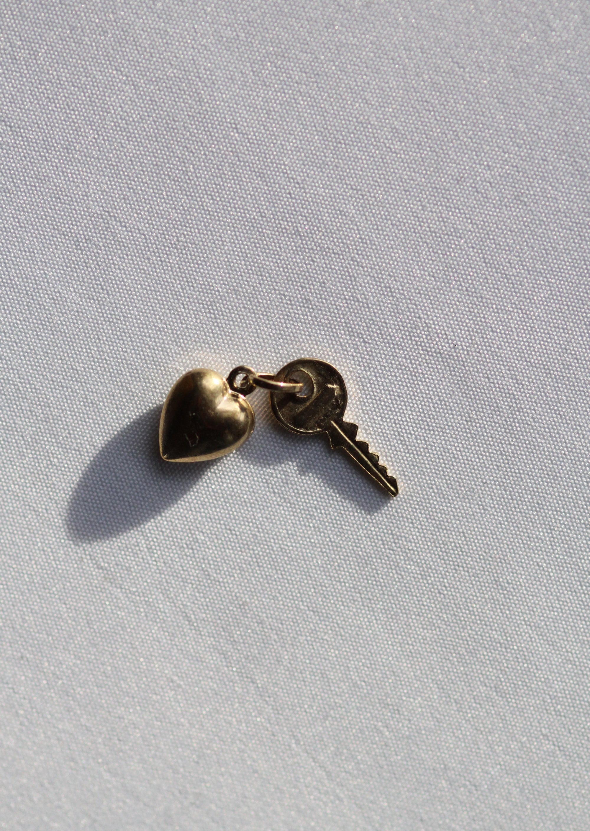 VINTAGE 9CT GOLD KEY TO MY HEART CHARM