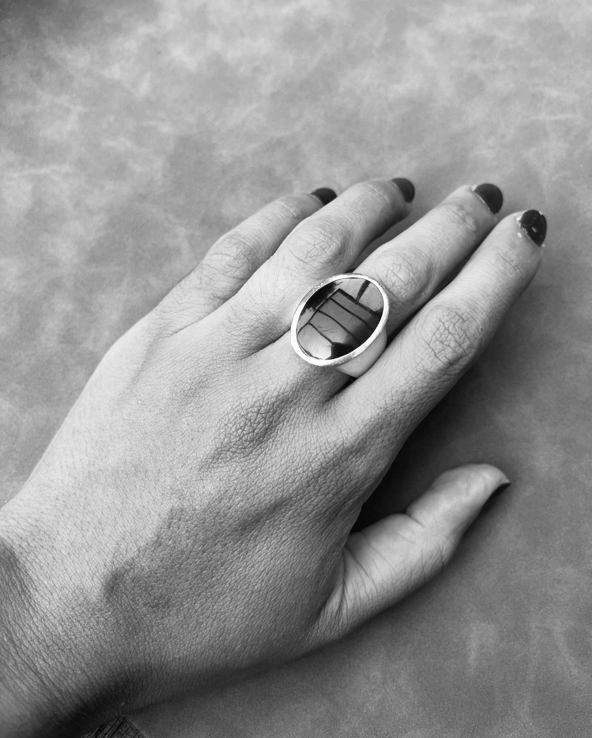 Round Onyx Signet Ring