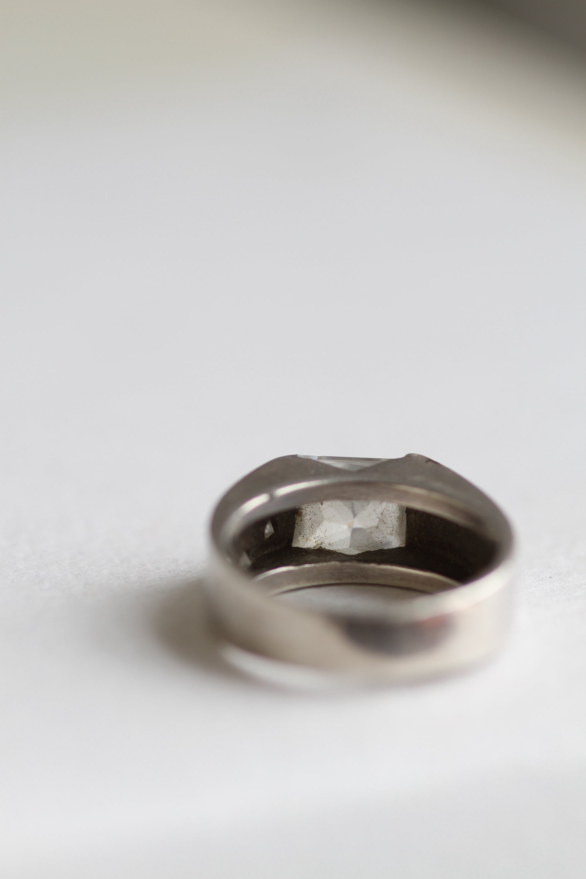 STERLING SILVER QUARTZ STONE RING