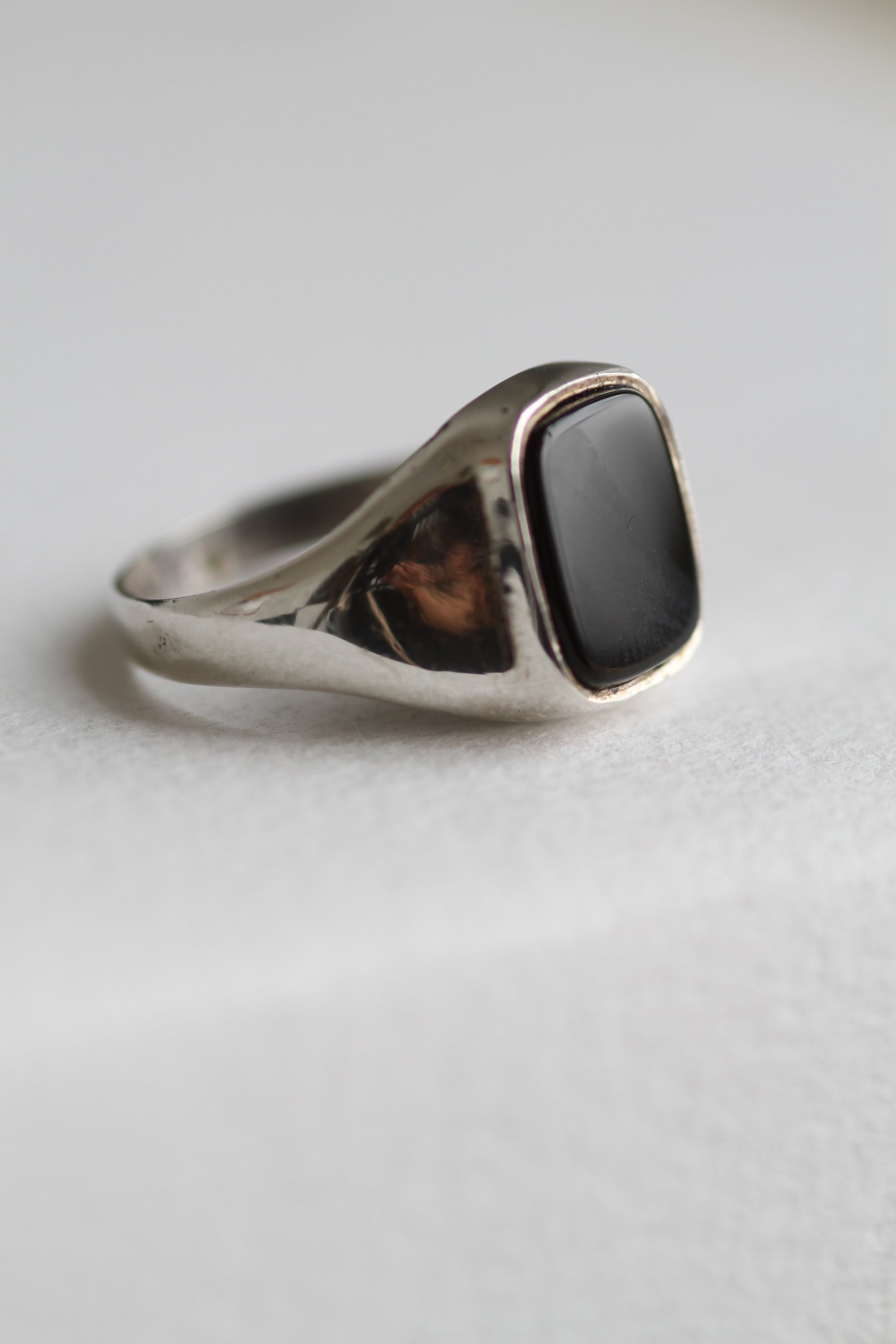 STERLING SILVER LARGE ONYX RING